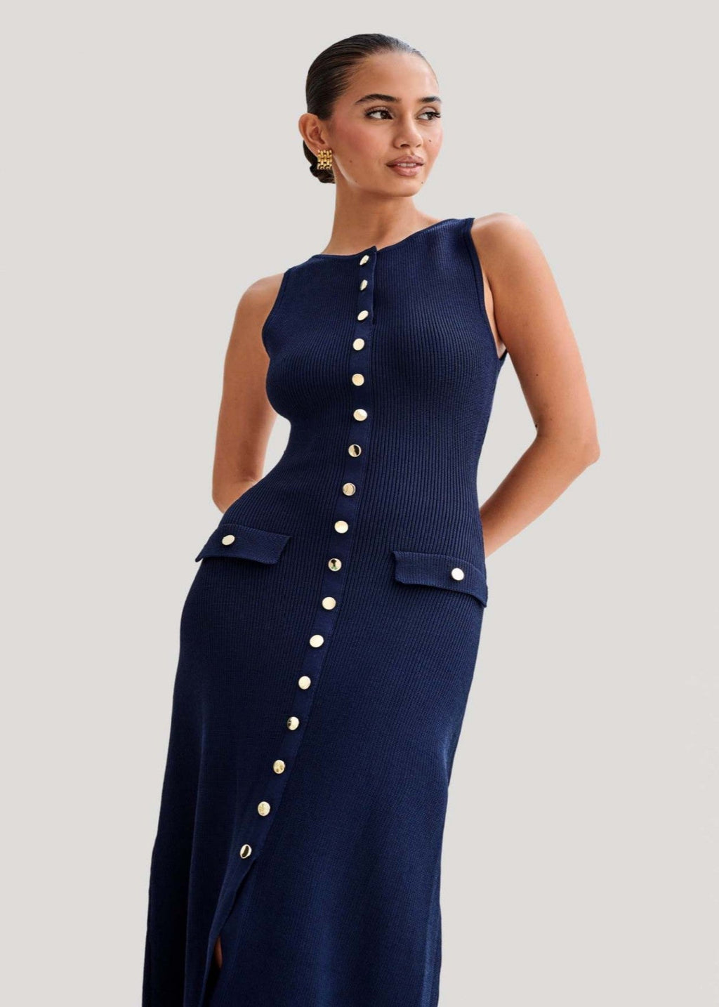 Chic Ribbed Knit Button Midi Dress