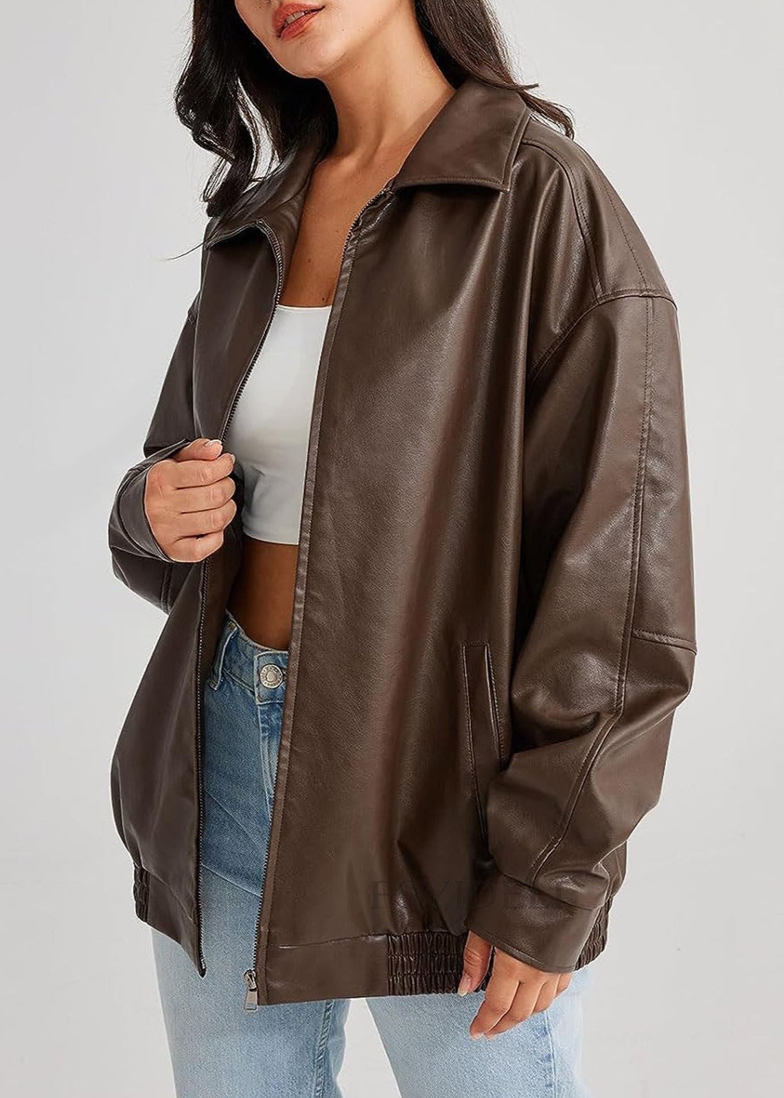 Women's Sleek Leather Moto Jacket
