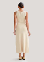 Chic Contrast Trim Midi Dress