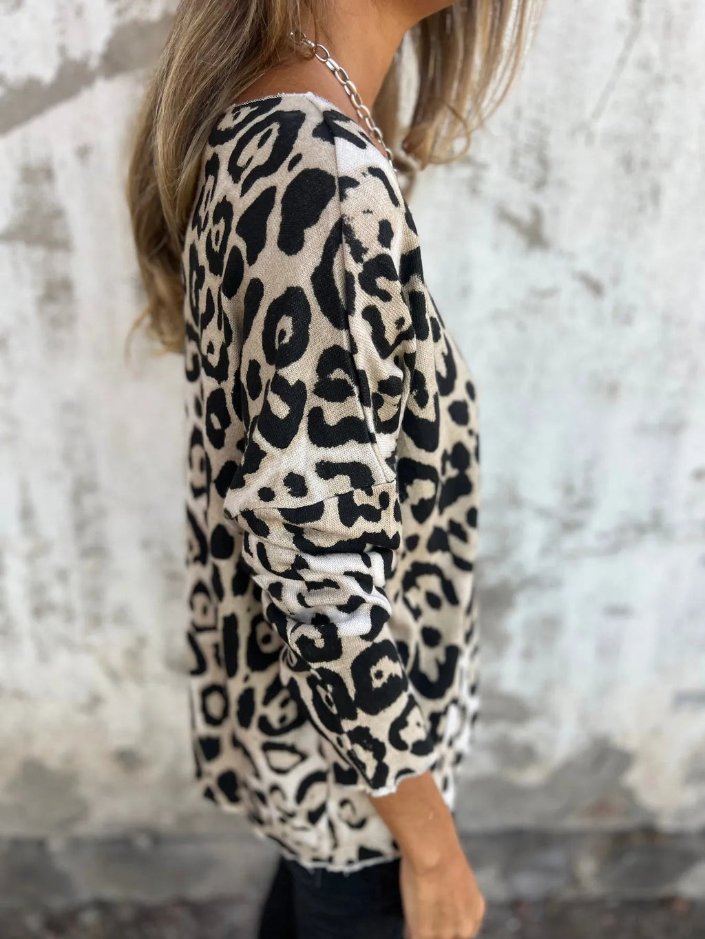 Chic Leopard Print Blouse