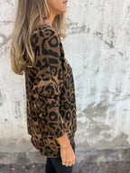 Chic Leopard Print Blouse