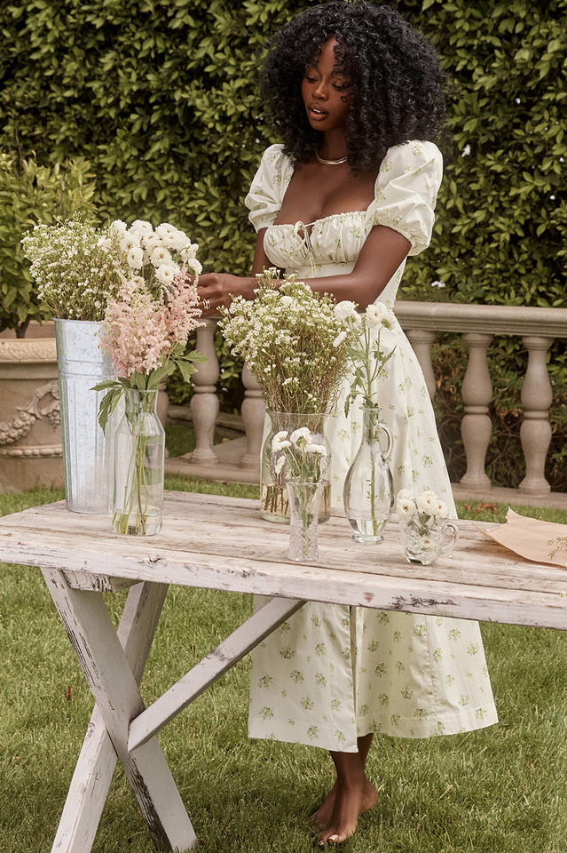 Romantic Floral Puff Sleeve Midi Dress