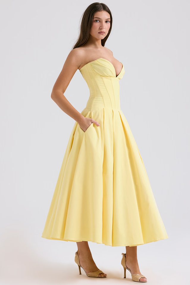 Chic Black Strapless Midi Dress