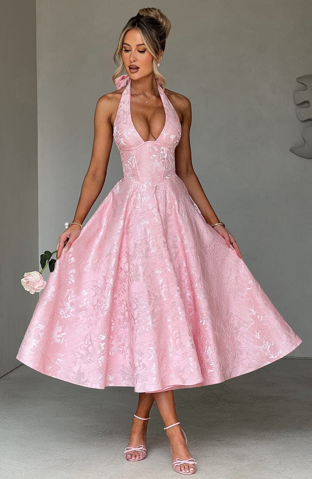 Elegant Vintage Sweetheart Midi Dress