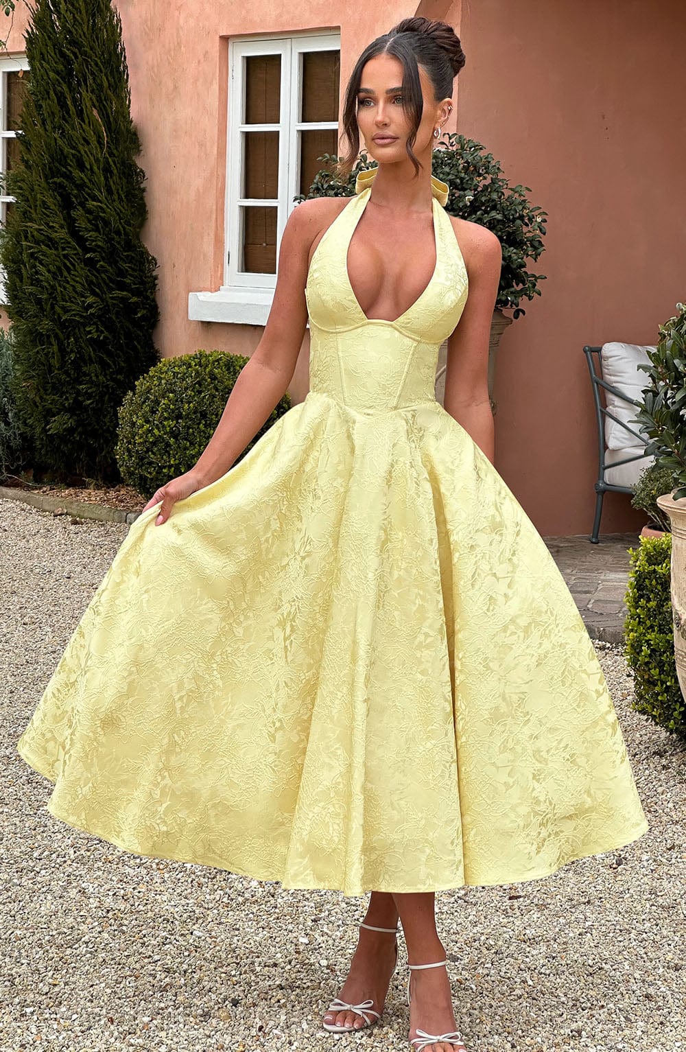 Elegant Vintage Sweetheart Midi Dress