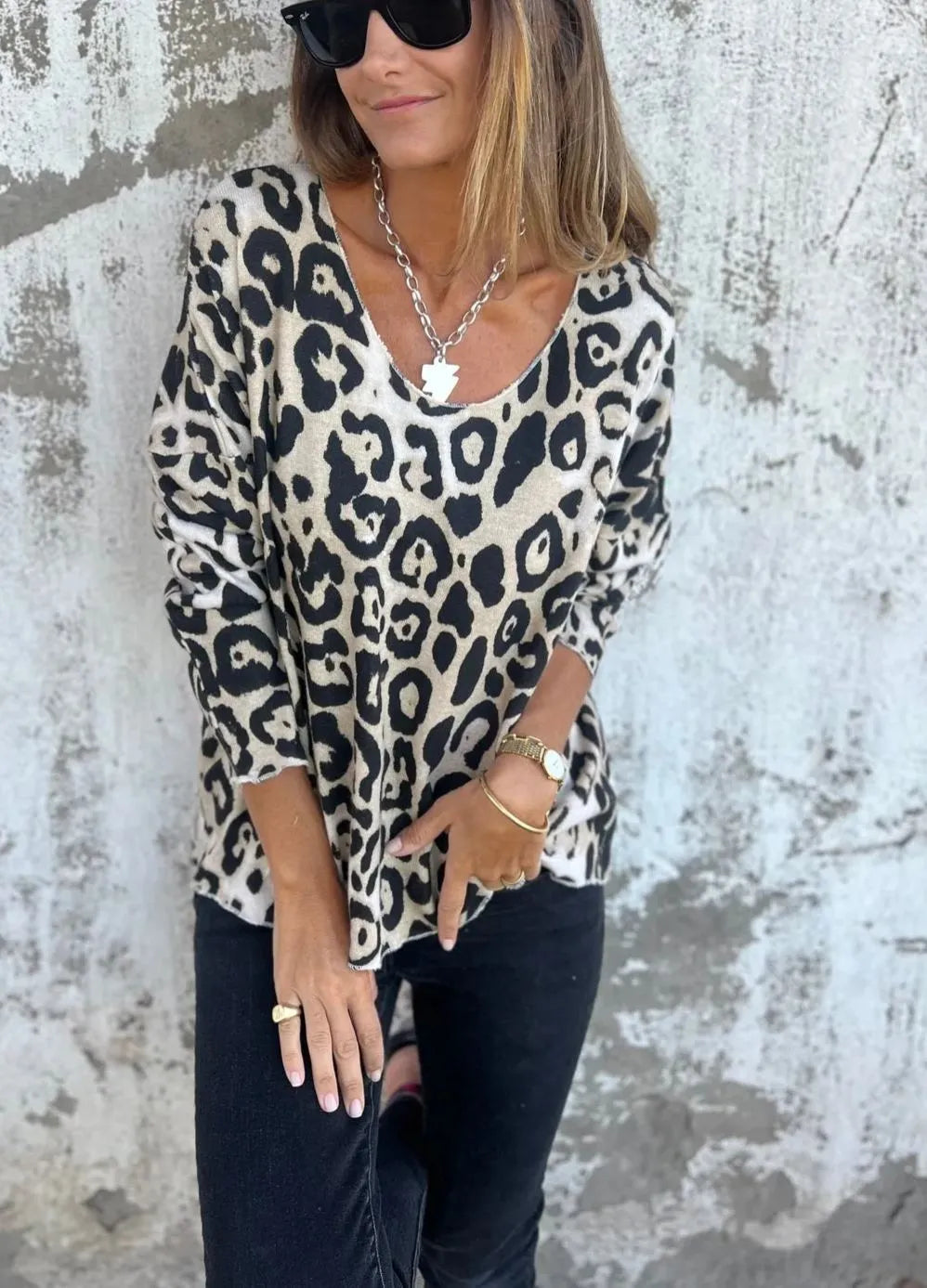 Chic Leopard Print Blouse